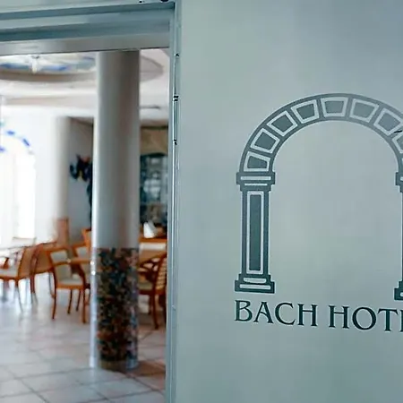 Bach 3*