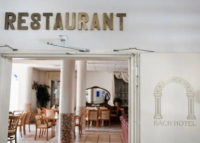 Hotel Bach 3*